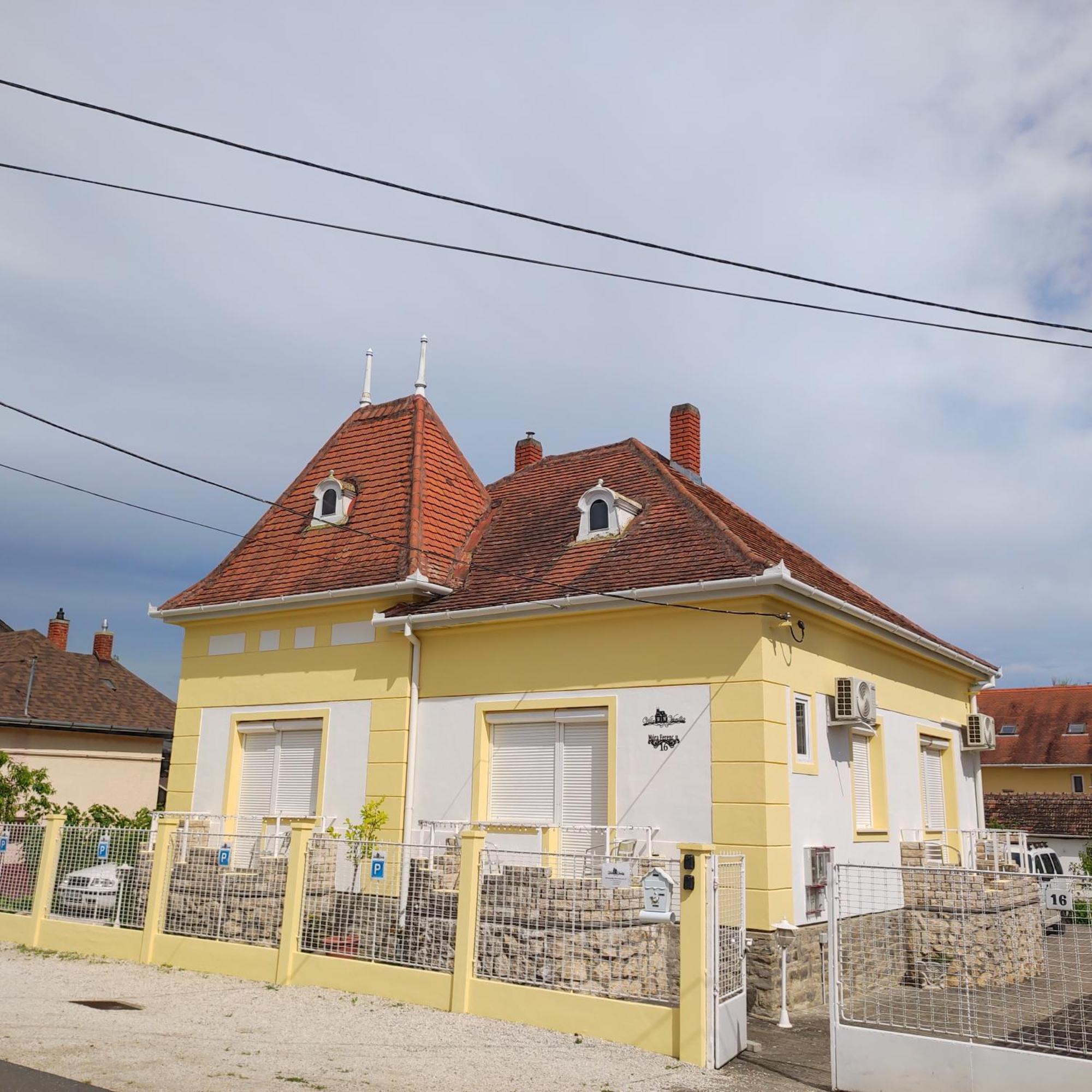 Villa Vanilia Keszthely Exterior photo